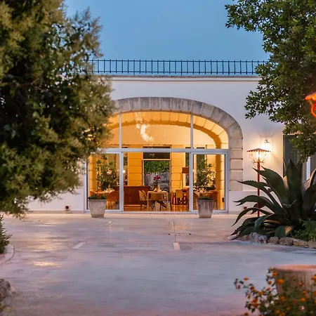 Lavilla & Relax Bed & Breakfast Surbo